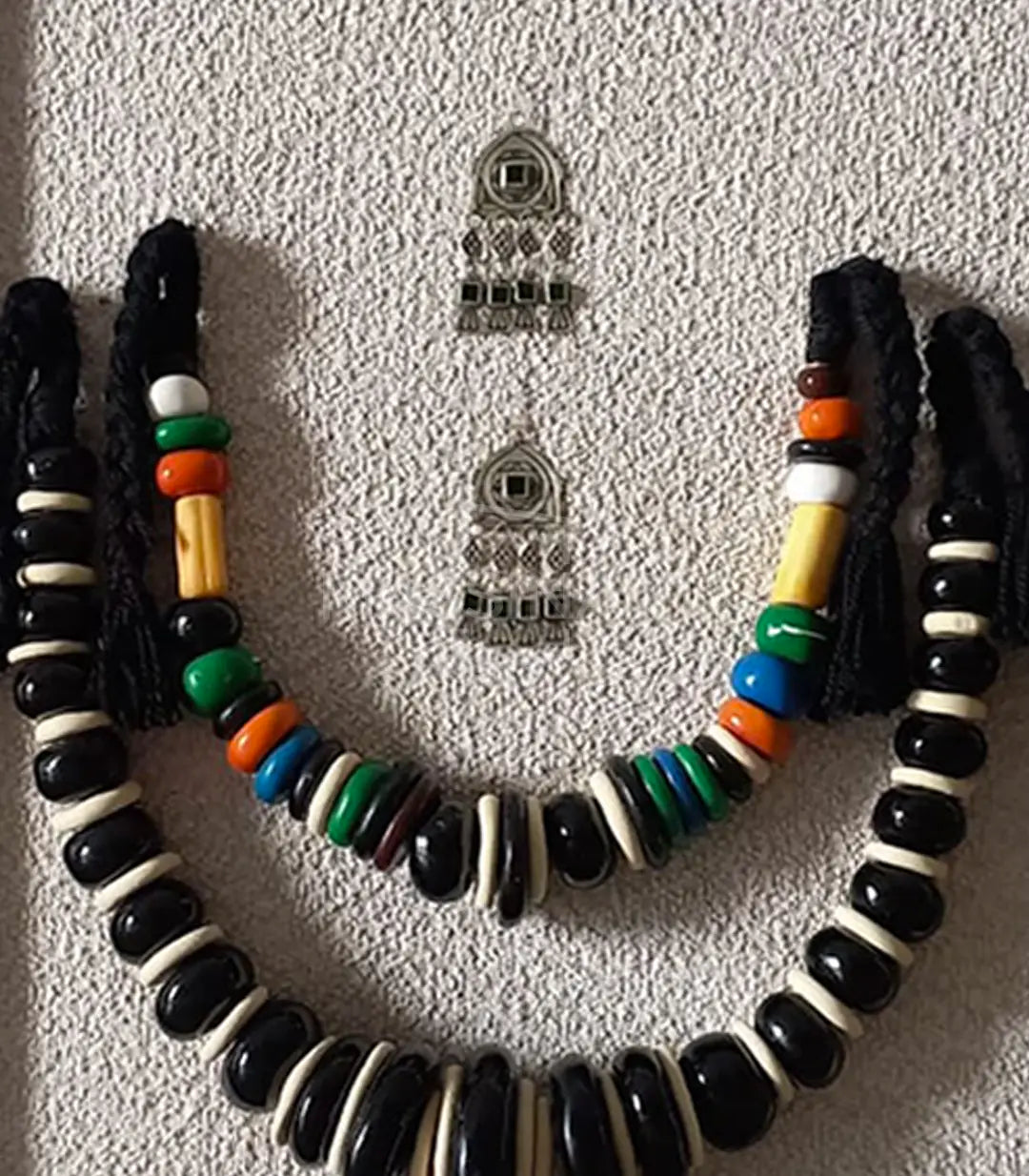 Tazrart - signé par l'artiste Sara Hamid.