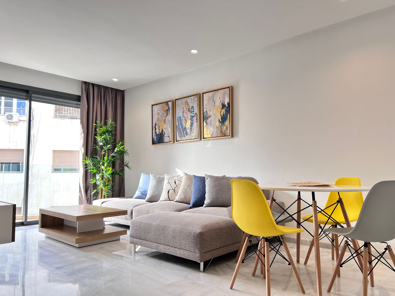 Décorez votre logement Airbnb ou Booking avec les tableaux de Massinart.ma