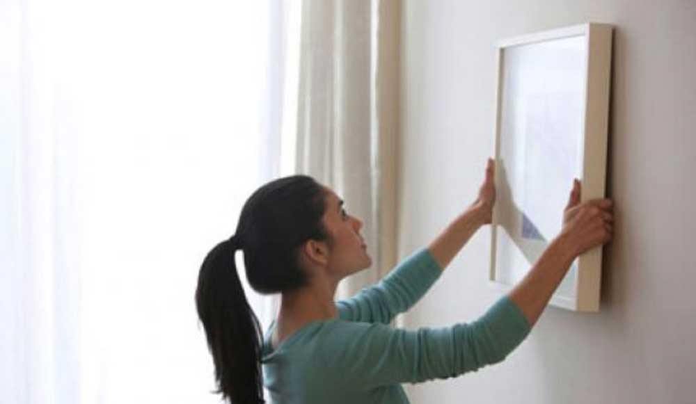Comment accrocher un tableau ? - Astuces décoration au Maroc