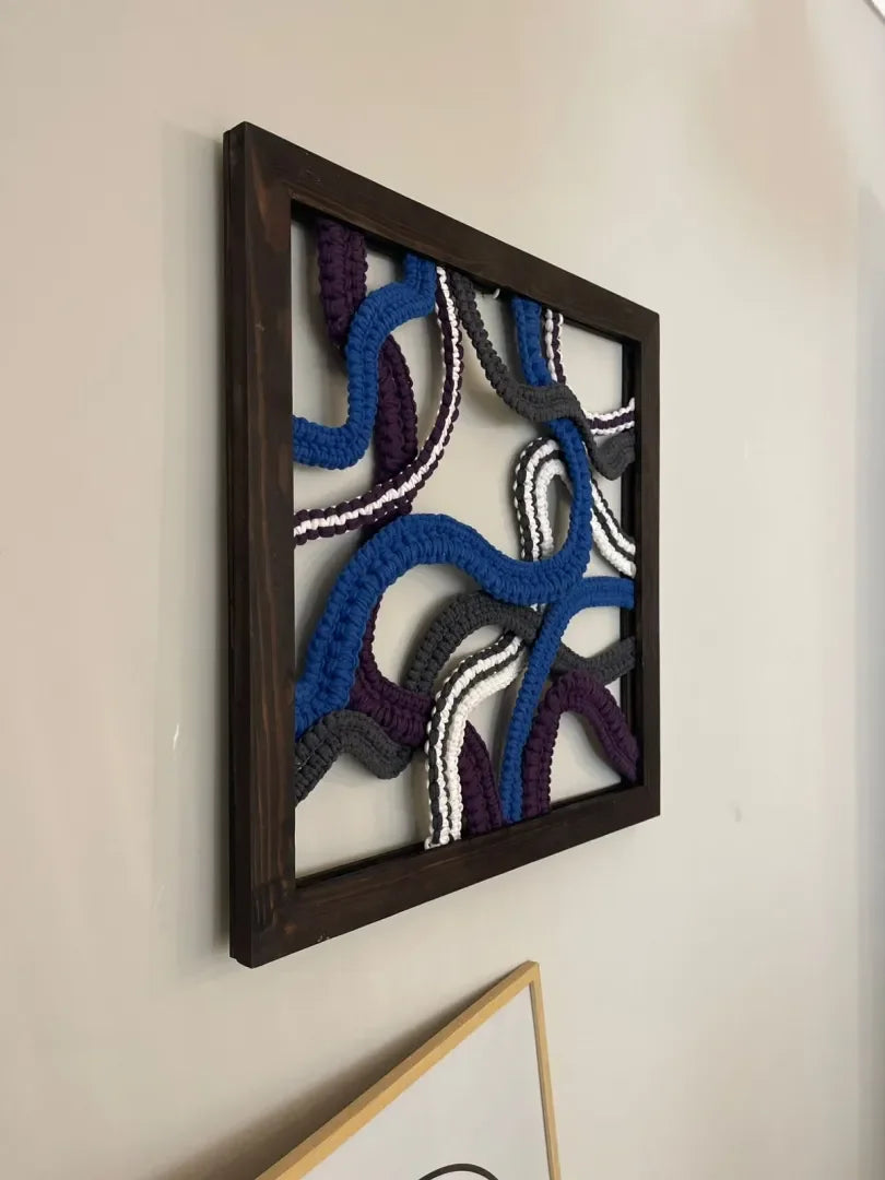 Nuit profonde-Textile Abstract Artwork - signe par l'artiste "AMAL Abdouh"