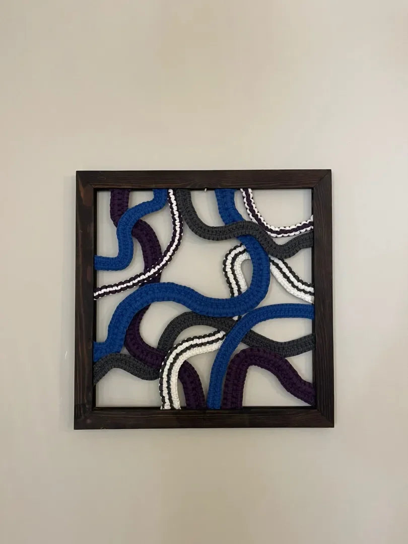 Nuit profonde-Textile Abstract Artwork - signe par l'artiste "AMAL Abdouh"