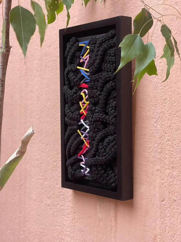 Sans bruit 2 - signe par l'artiste "AMAL Abdouh"