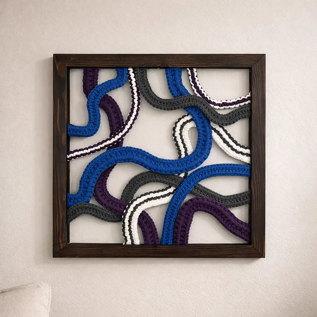 Nuit profonde-Textile Abstract Artwork - signe par l'artiste "AMAL Abdouh"