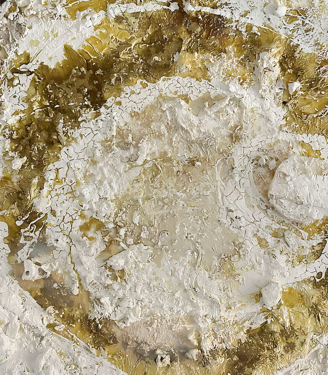 Golden Essence - signé par l'artiste Samira AKR.