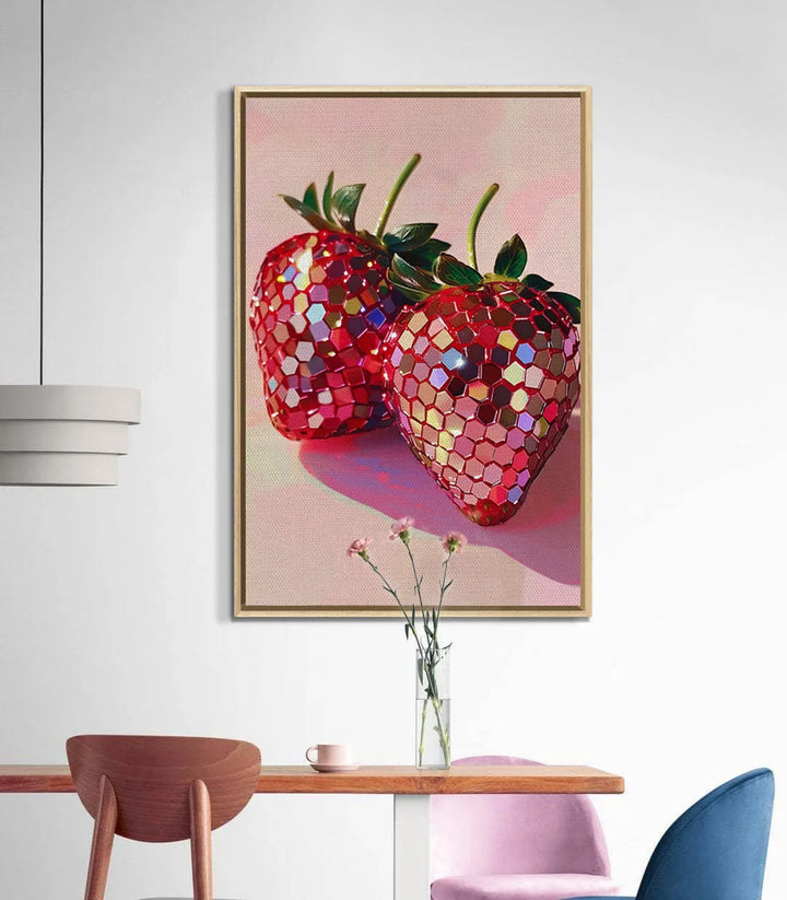 Détail fraise géométrique, reflets multicolores et texture hexagonale — Massinart