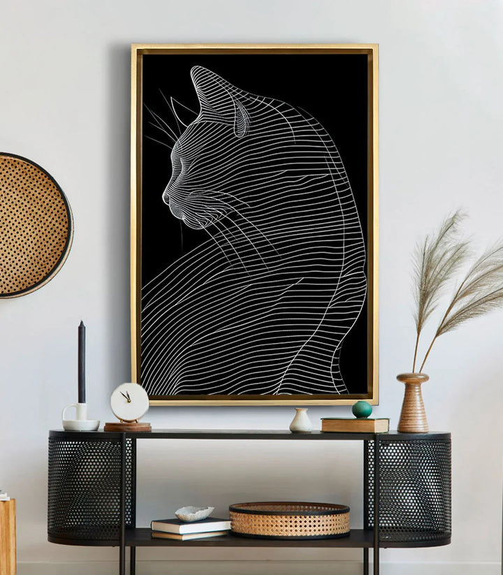 Mise en situation salon moderne — Tableau Linear Cat Massinart au-dessus d'un meuble noir