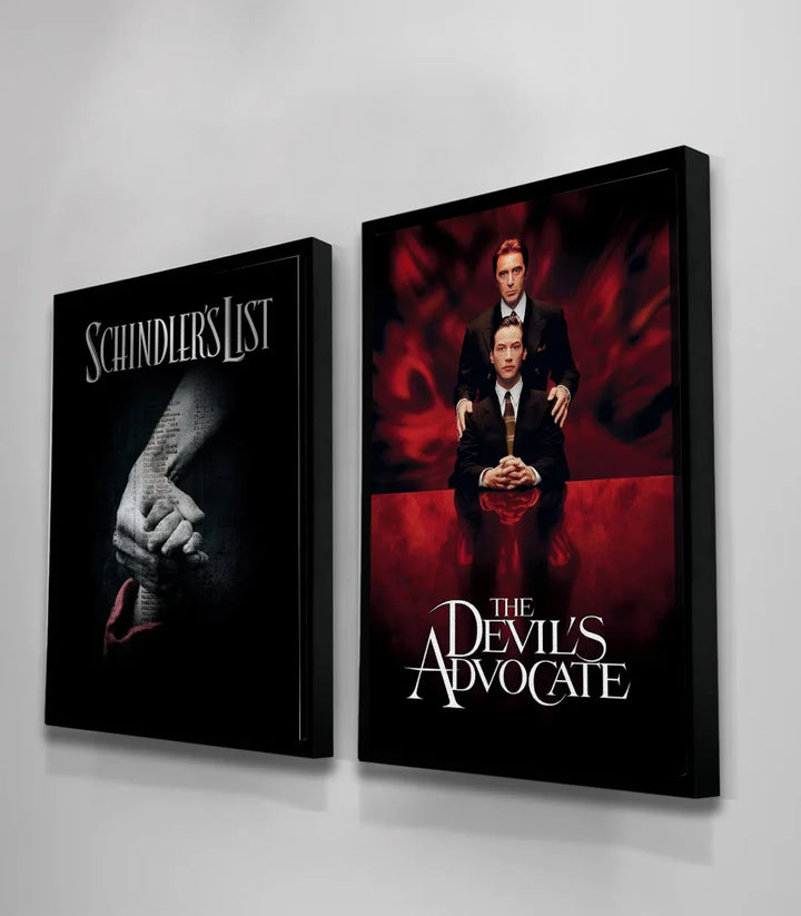 Diptyque affiches cinéma thriller sur canapé cuir noir Massinart