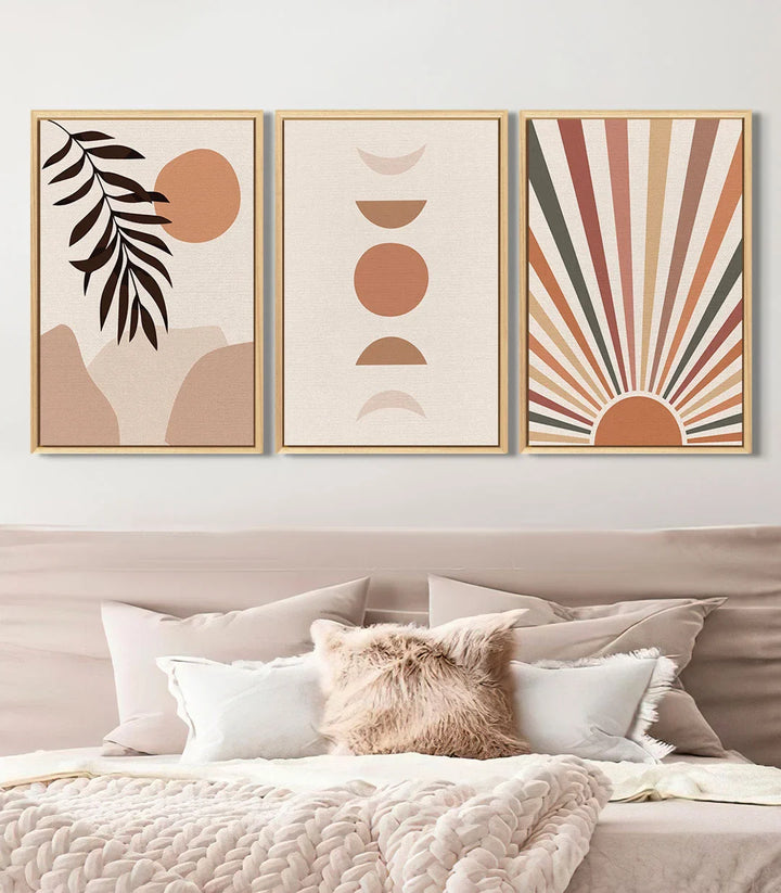 Tableau Solar Balance triptyque droit — soleil rayonnant multicolore avec tons terracotta et marron Massinart