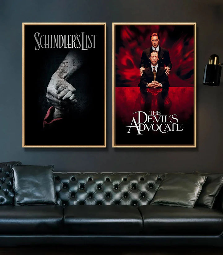 Mise en situation décoration salon diptyque affiches cinéma noir et rouge Massinart