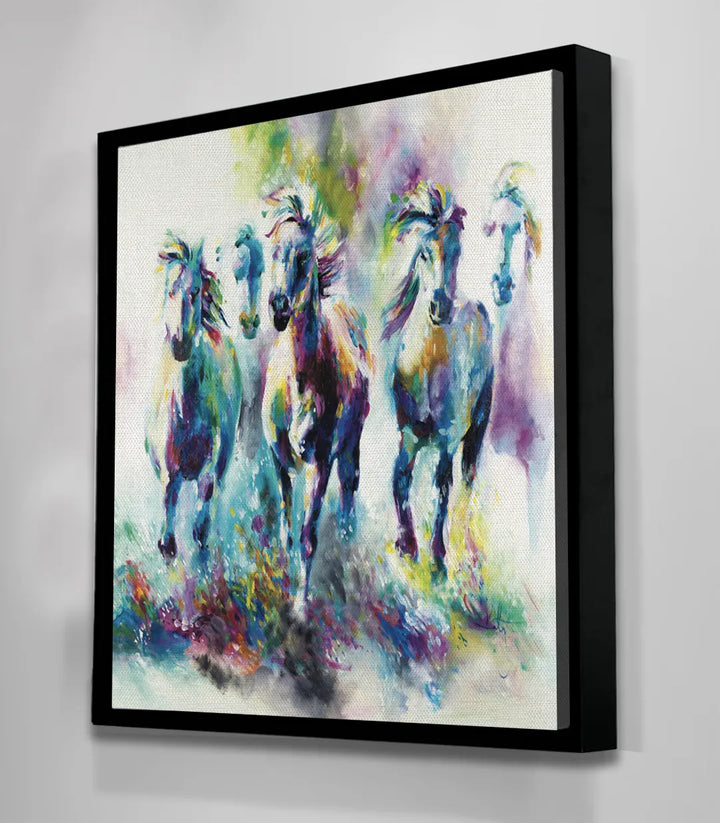 Tableau Wild Horses mise en situation salon moderne canapé bleu Massinart