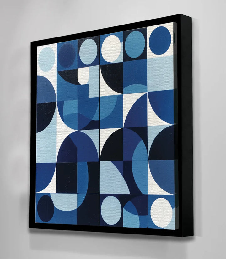 Tableau Loops en mise en situation séjour Massinart — composition géométrique bleu