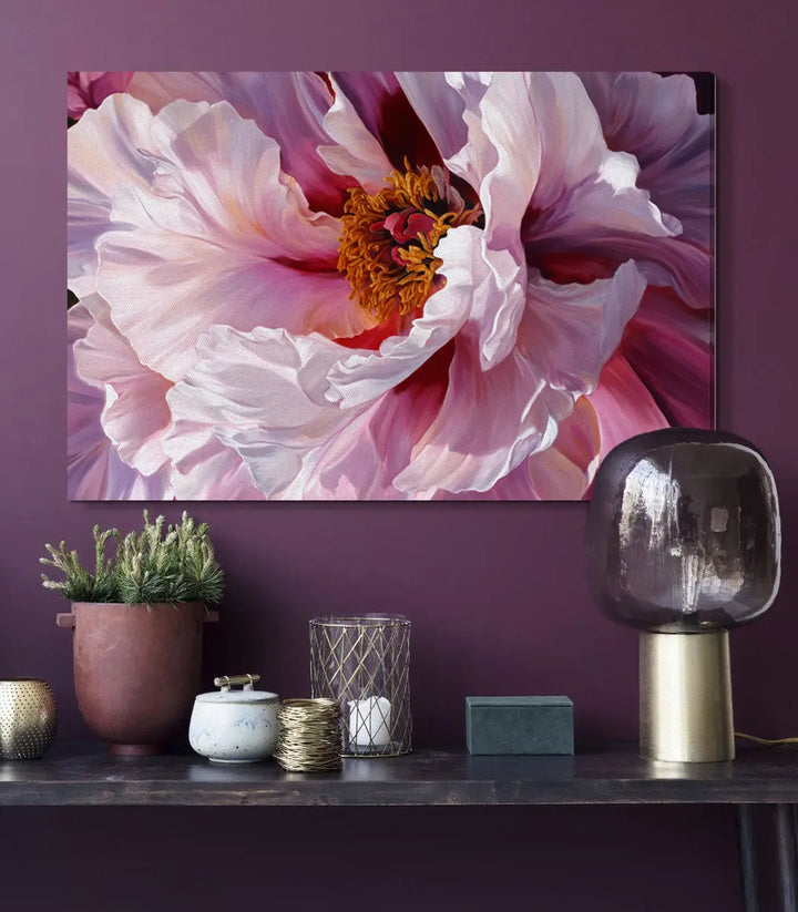 Tableau Pétales Rosés - zoom pivoine rose pâle cœur doré Massinart