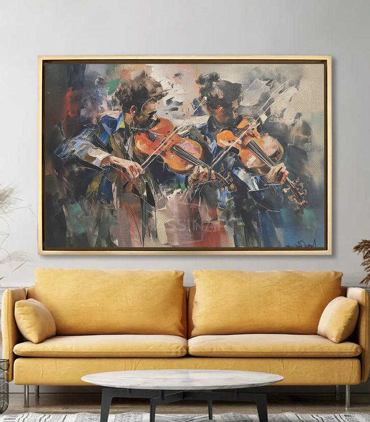 Tableau Violinistes en mise en situation salon moderne jaune Massinart