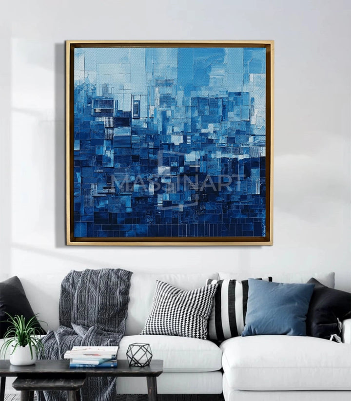 Mise en situation salon moderne, tableau Blue Skyline au-dessus canapé gris blanc Massinart