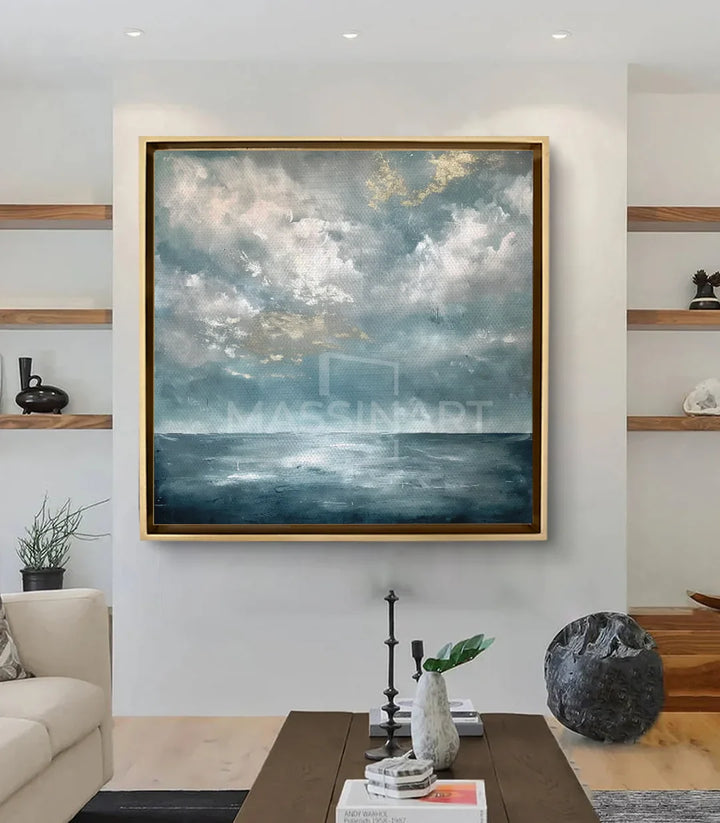 Mise en situation salon moderne, tableau paysage marin carré dans cadre noir Massinart