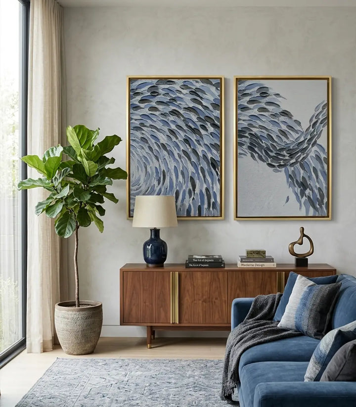 Mise en situation salon moderne — Tableau Fish Wave diptyque cadres noirs au-dessus commode Massinart