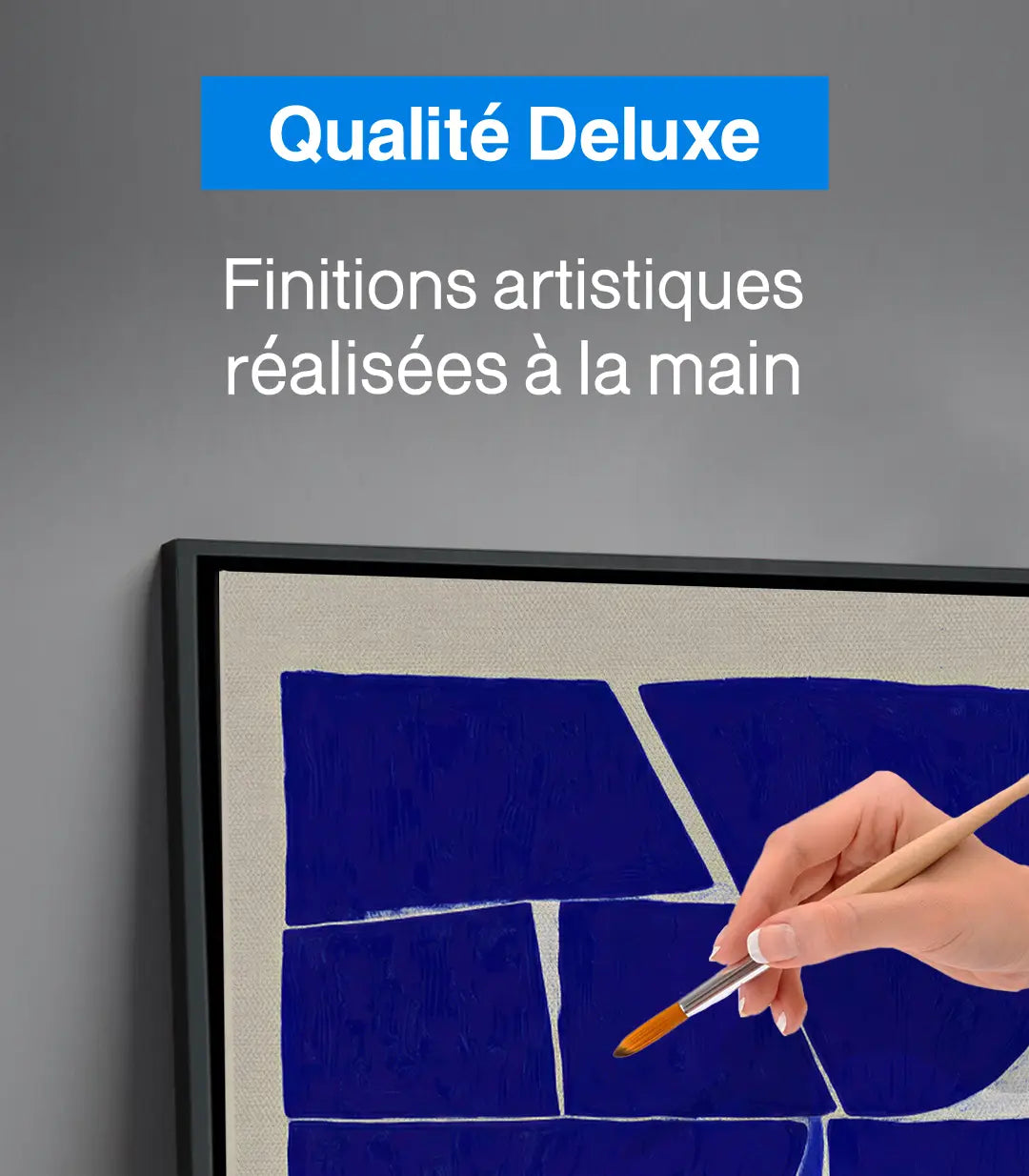 Mise en situation tableau Indigo dans couloir moderne bleu et beige — Massinart