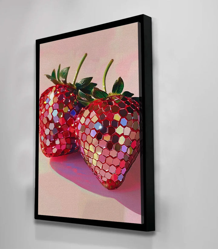 Tableau fraises pop-art vertical, palette rose et rouge en décoration — Massinart