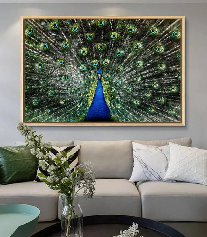 Décoration intérieur séjour avec Tableau paon Iridescent Glory Massinart