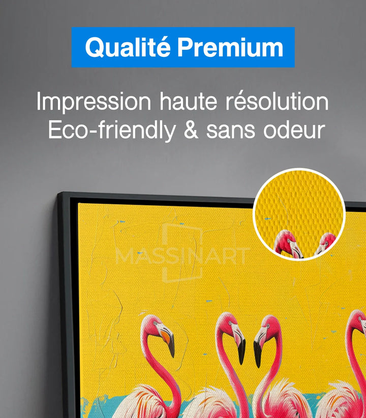 Tableau Flamingo Quartet dans salon moderne, palette jaune rose turquoise Massinart