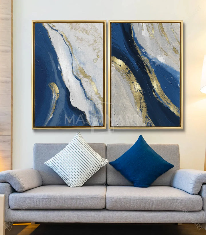 Mise en situation salon moderne avec diptyque Oceans au-dessus du canapé gris
