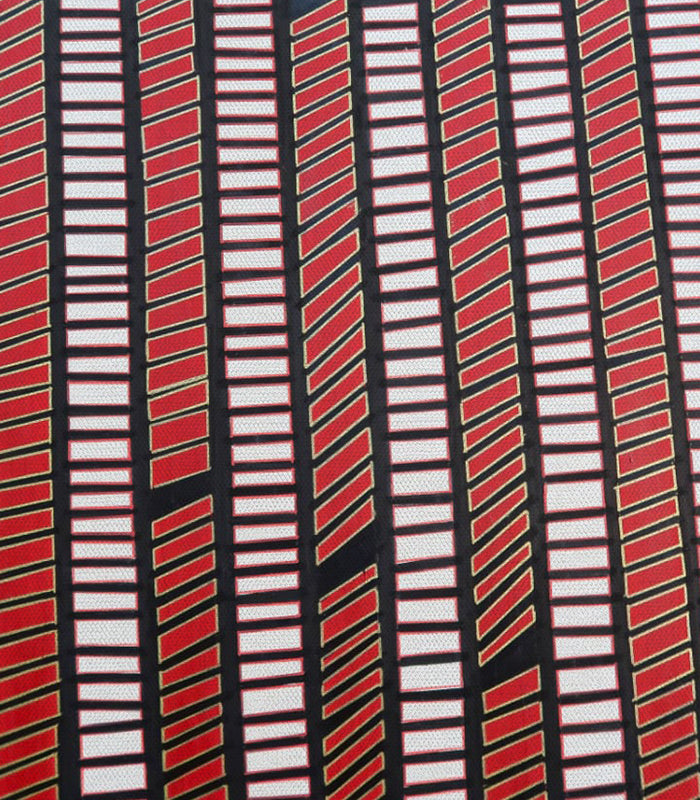 Éclats chromatiques : Rouge - signé par l'artiste Nada ZR. – Massinart