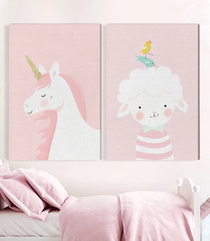 Mise en situation diptyque Cute Animals mur salon pastel