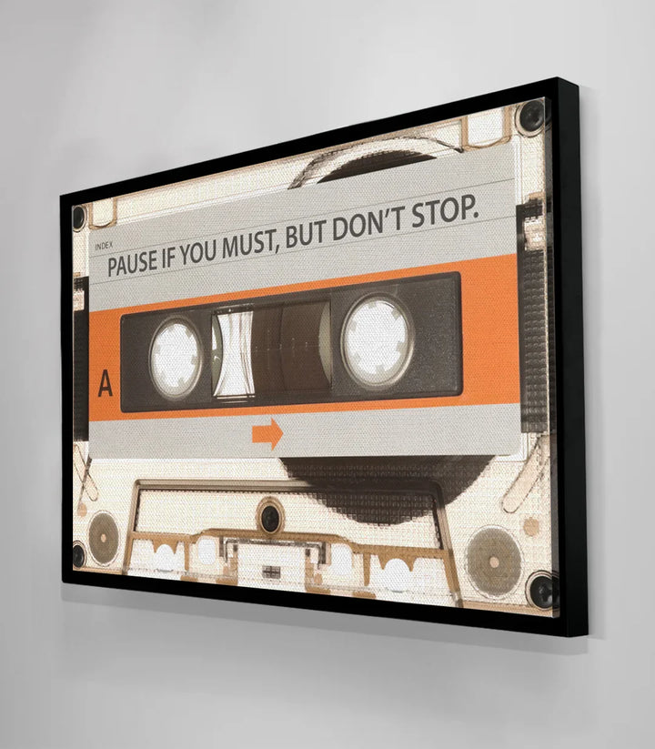 Tableau cassette vintage Don't Stop Massinart — vue cadre complet horizontal