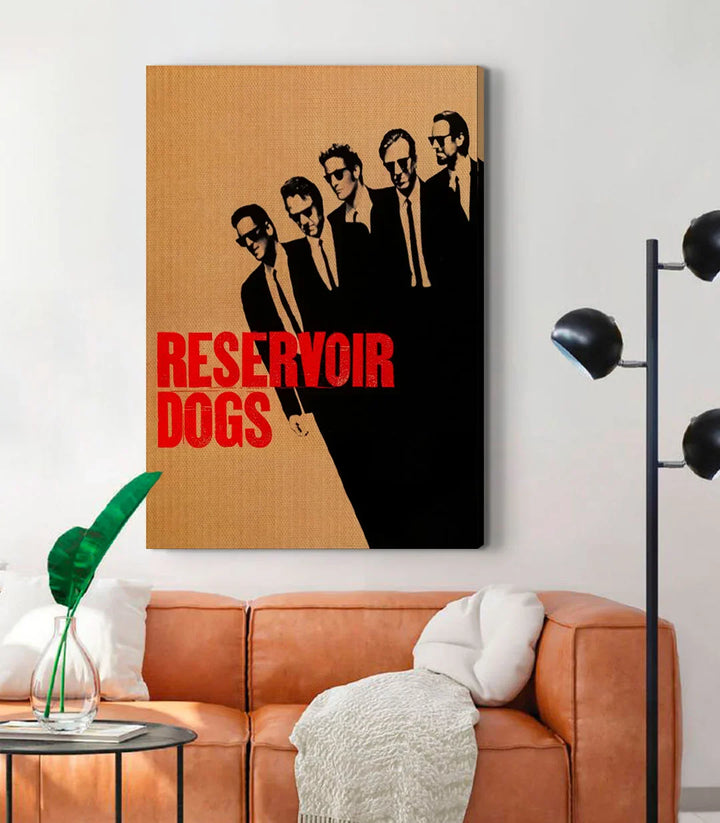 Détail affiche Reservoir Dogs Massinart — silhouettes homme et typographie cinéma