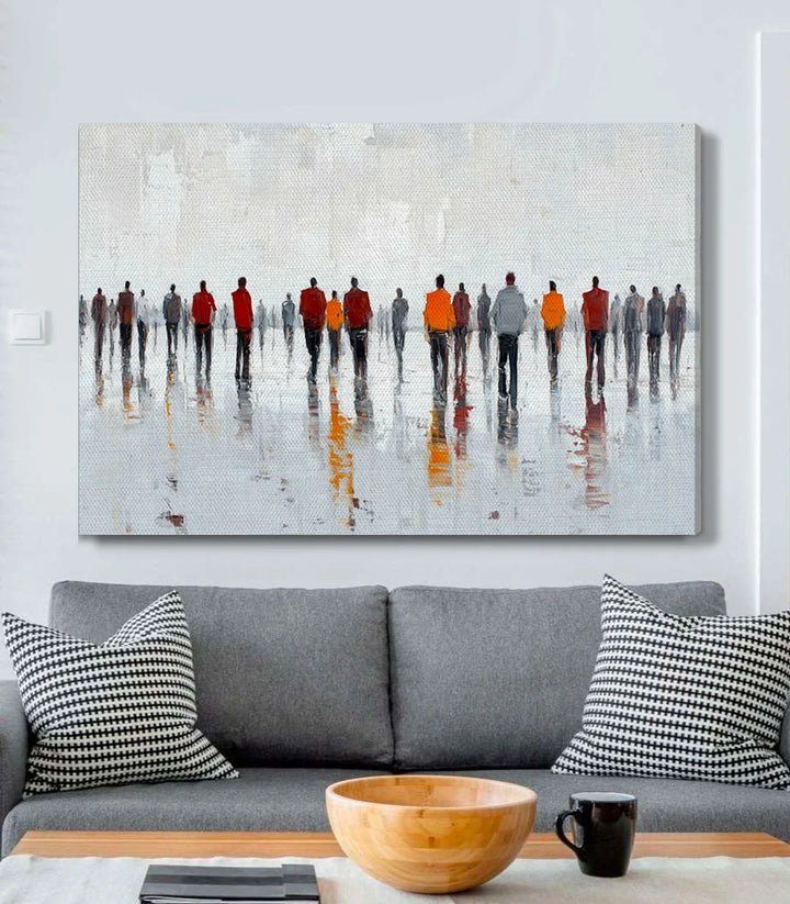 Tableau Fading Crowd dans salon design - cadre noir horizontal Massinart