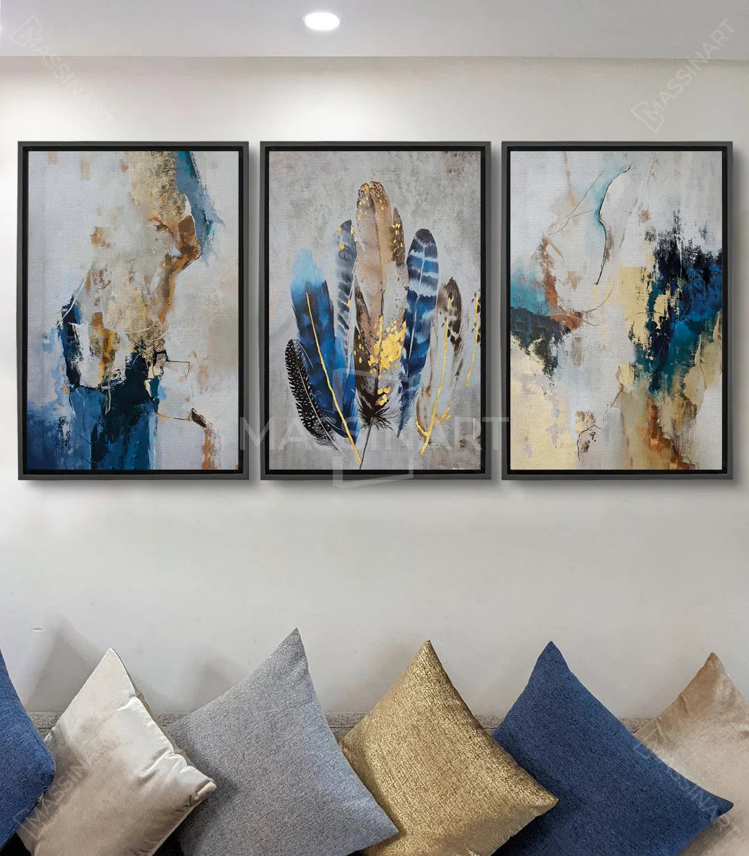 Tableau plumes bleues et dorées, panneau gauche abstrait Massinart
