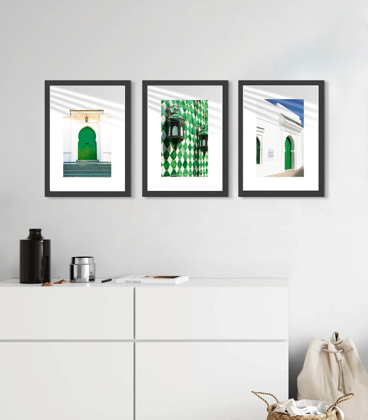 Tableau porte verte marocaine avec zellige géométrique bleu et blanc — Massinart