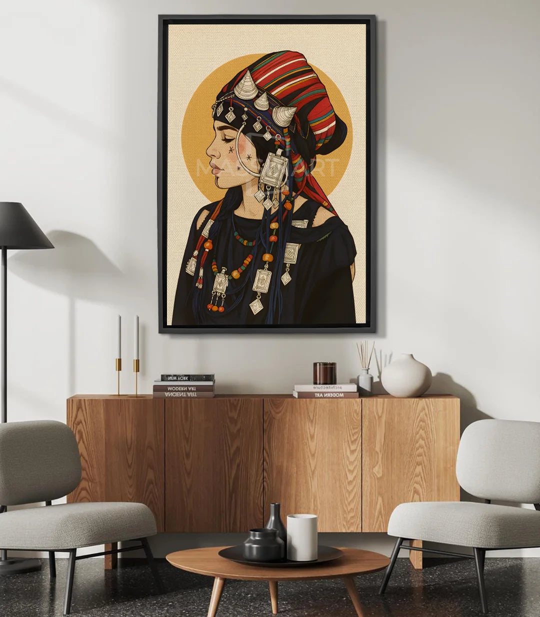 Tableau portrait femme Amazighe Massinart — voile traditionnel rouge-or, bijoux berbères, fond beige doré