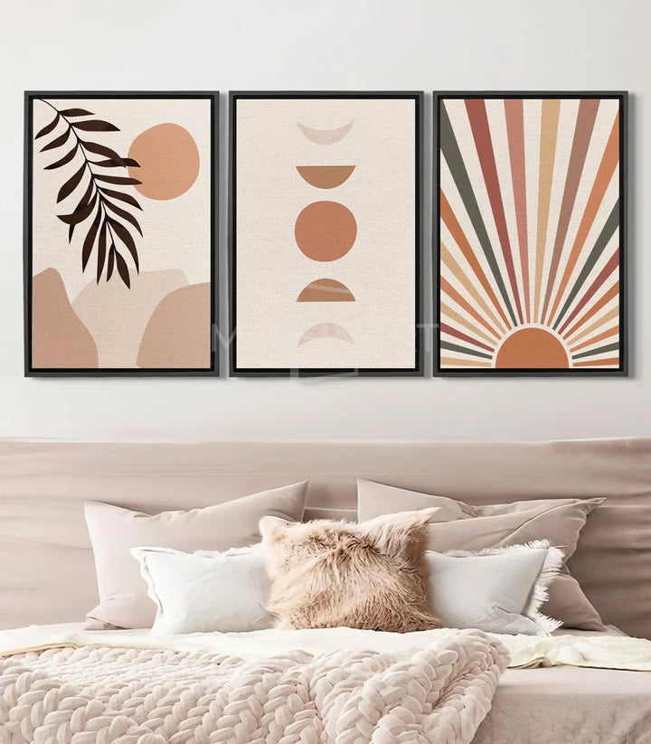 Tableau Solar Balance triptyque gauche — branche feuillée marron et soleil terracotta sur fond beige Massinart