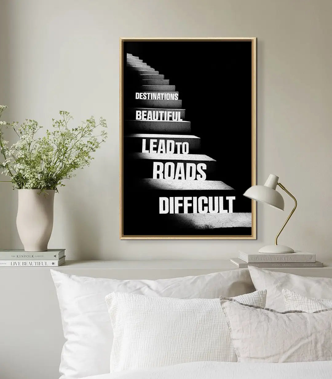 Tableau Winning Steps mise en situation décoration chambre contemporaine Massinart
