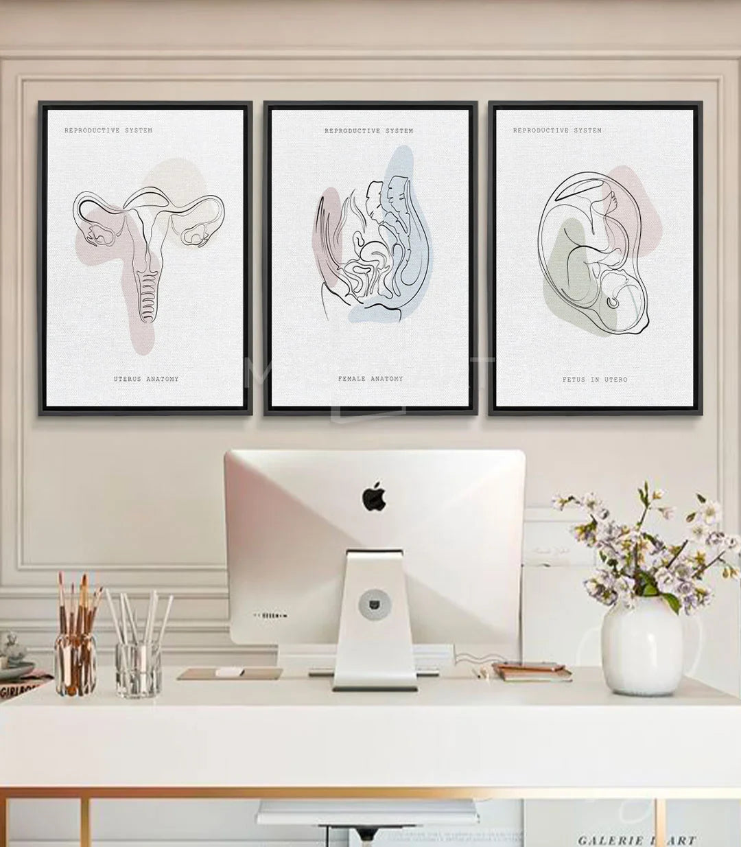 Tableau Womb Essence - utérus anatomie illustration ligne minimaliste rose beige Massinart